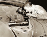 Washington_DC_auto_mechanic,_1942.JPG